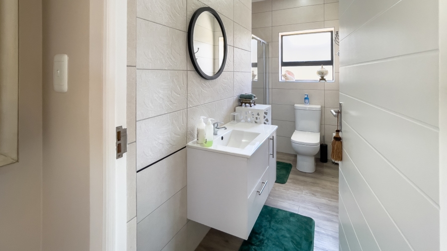 2 Bedroom Property for Sale in Groot Brakrivier Central Western Cape